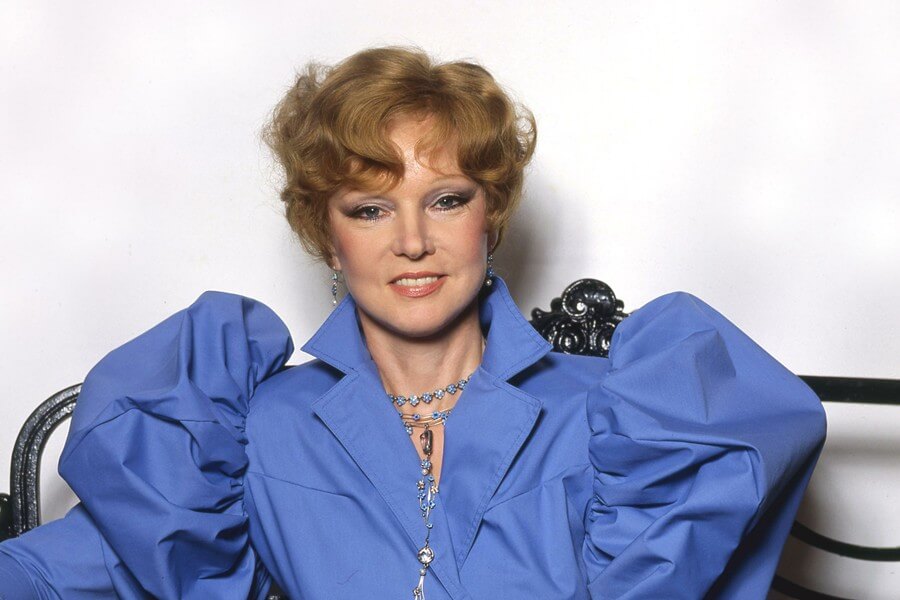 Алла Тарасова