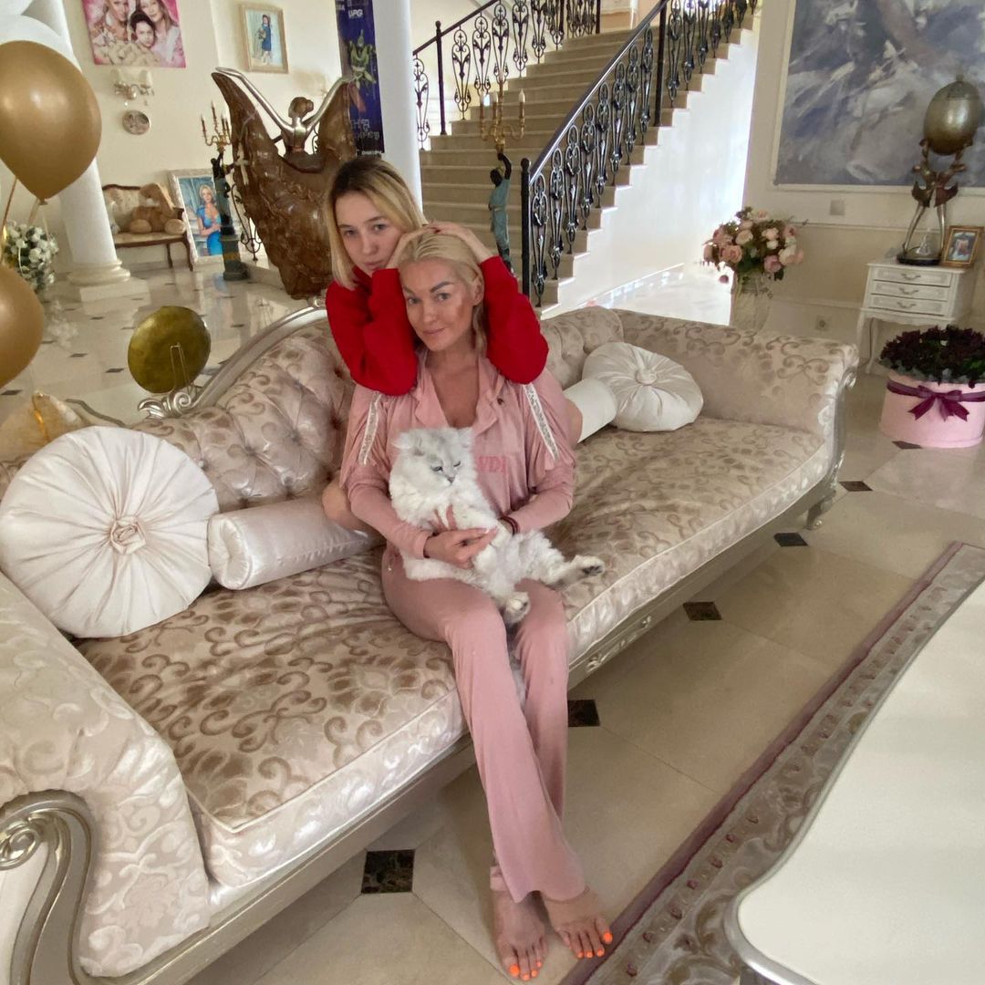 Анастасия Волочкова