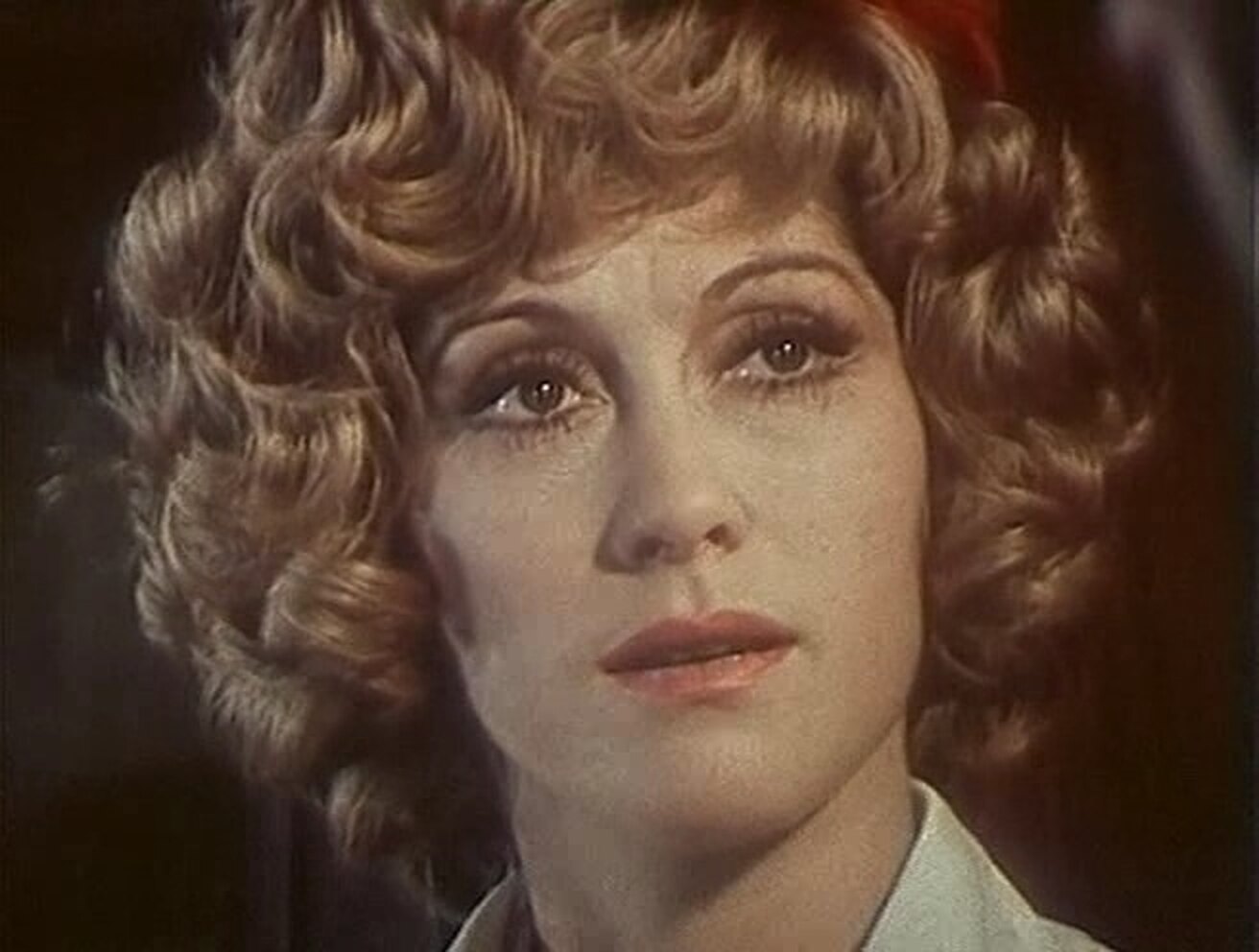 Служебный роман